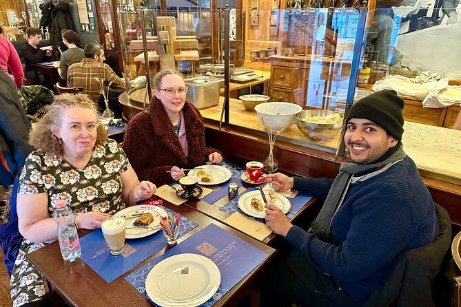 budapest-urban-treats-cake-and-coffee-house-tour