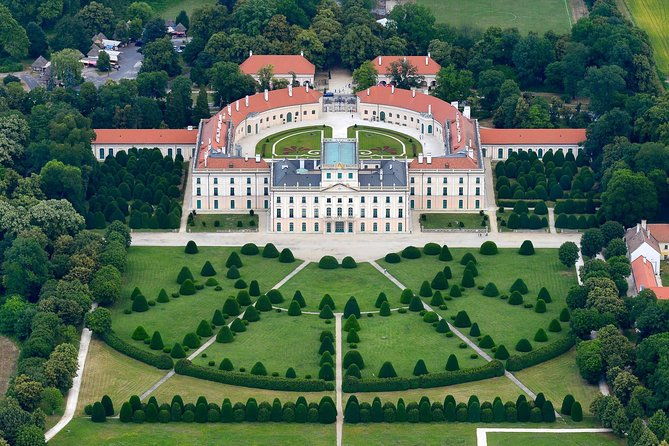 budapest-vienna-one-way-sightseeing-transfer