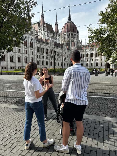 Budapest: Walking Tour with Chimney Cake & Polaroid Photos - An In-Depth Look at the Budapest Walking Tour
