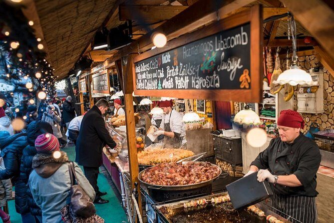 Budapest Wonderland - A Christmas Market Tour with Chimney Cake & Mulled Wine - Key Points  