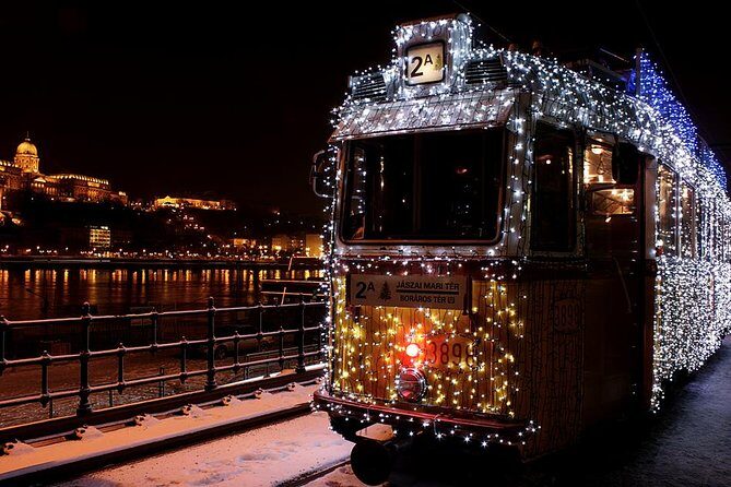 Budapest Wonderland - A Christmas Market Tour with Chimney Cake & Mulled Wine - The Itinerary and What You Can Expect