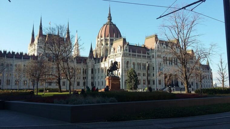 budapest-your-essential-tour-with-a-local-guide