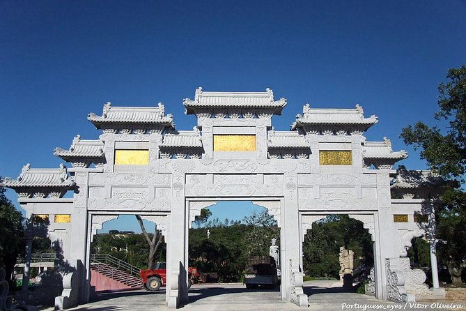 buddha-eden-garden-and-obidos-village-in-portugal-70km-of-lisbon