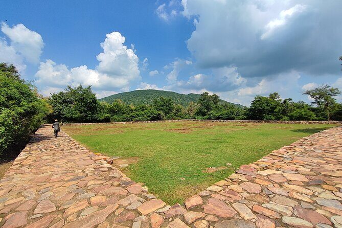 Buddha Four Places 8 Day Private India Nepal Tour from Bodhgaya - What Makes This Tour Stand Out?