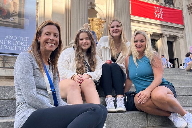 budget-gossip-girl-tour-2