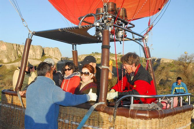 budget-hot-air-balloon-ride-over-cappadocia