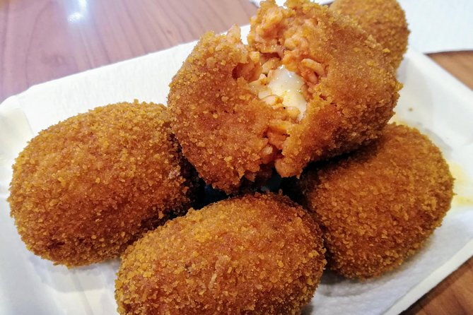 budget-street-food-tour-of-campo-de-fiori-jewish-ghetto-pantheon-with-gelato