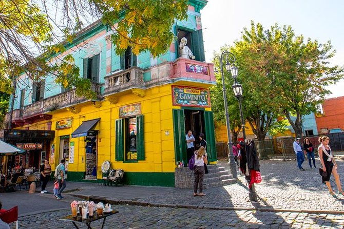 buenos-aires-bike-tour-san-telmo-and-la-boca-districts