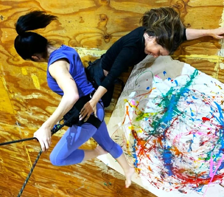 buenos-aires-flying-with-a-harness-and-painting-an-abstract-artwork