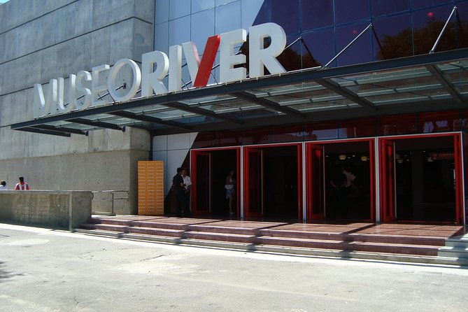 buenos-aires-football-experience-boca-river-stadium-tour