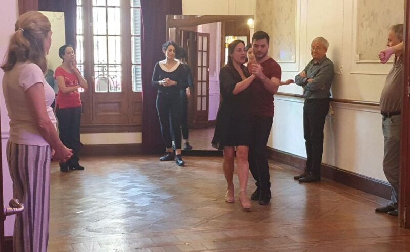 buenos-aires-group-tango-class-with-mate-and-snacks