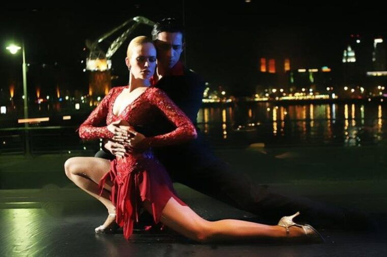 buenos-aires-madero-tango-show-with-optional-dinner-2