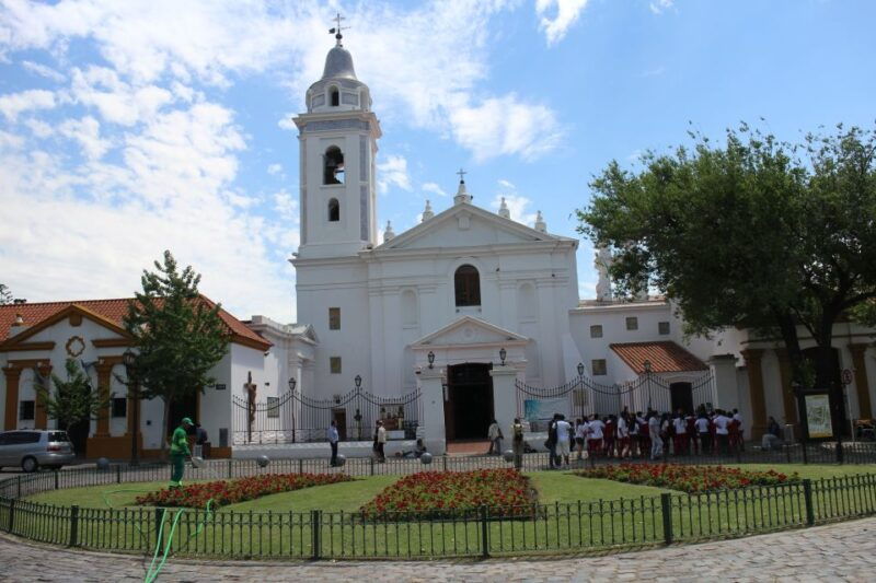 buenos-aires-recoleta-neighborhood-walking-tour