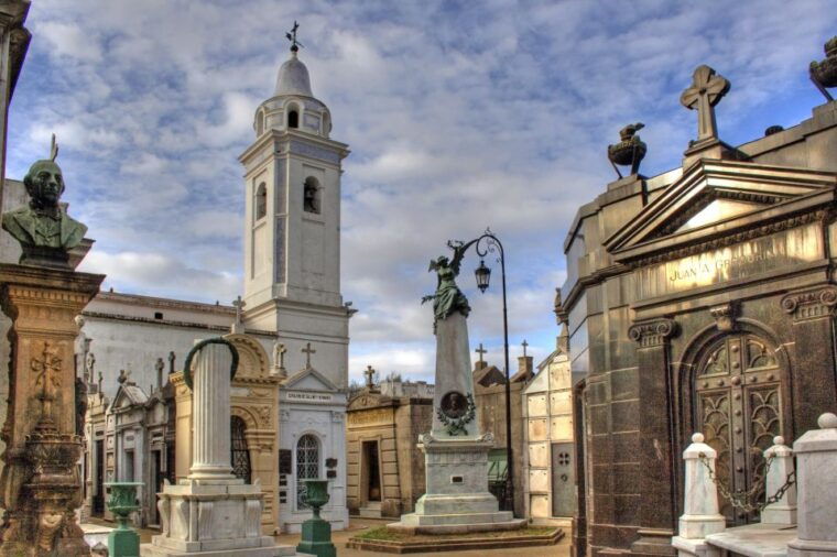 buenos-aires-recoleta-neighborhood-walking-tour