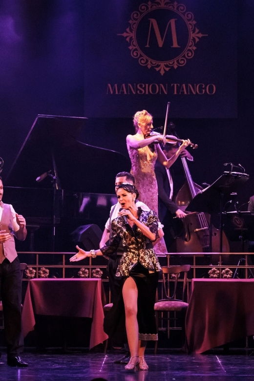 buenos-aires-show-at-mansion-tango