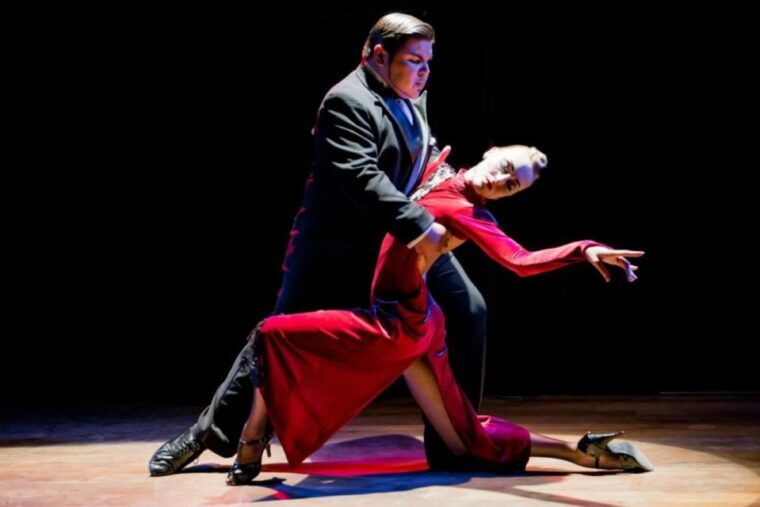 buenos-aires-the-querandi-tango-show-with-optional-dinner-2