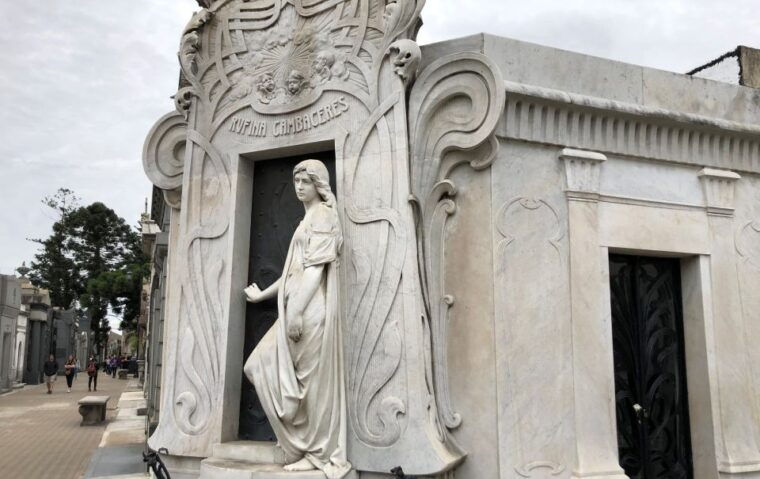 buenos-aires-the-recoleta-cemetery-guided-tour-in-english
