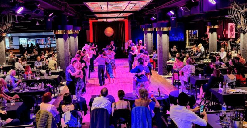 buenos-aires-unique-tango-experience-milonga-night