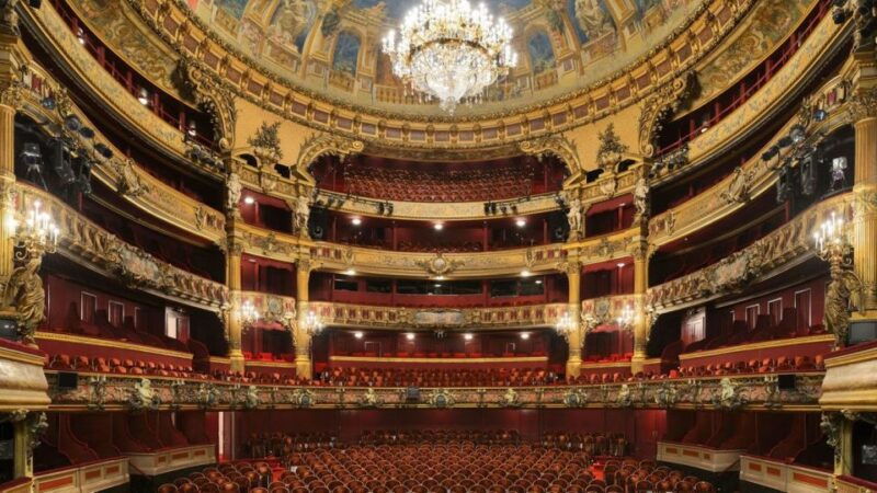 buenos-aires-walking-city-tour-with-colon-theater-museums