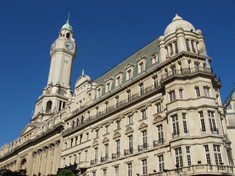 buenos-aires-walking-tour-of-may-square