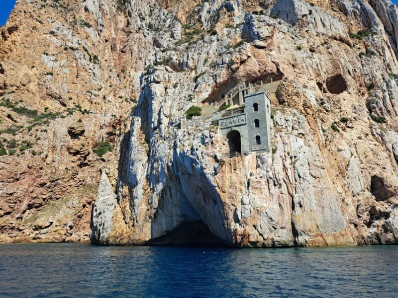 buggerru-boat-excursions-mines-in-the-blue