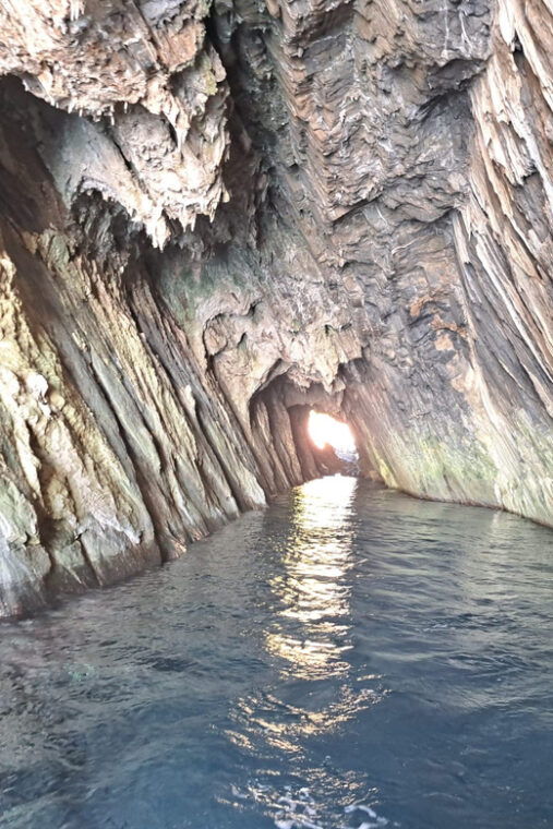 buggerru-boat-excursions-mines-in-the-blue