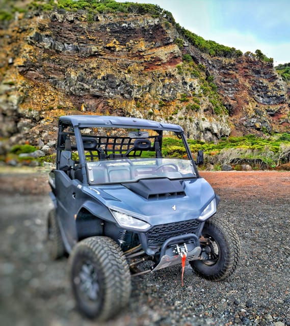 buggy-ride-through-the-vineyards-of-pico-island