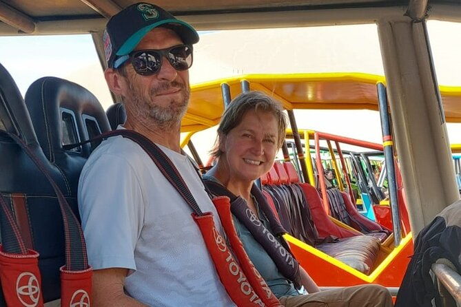 buggy-sandboarding-in-huacachina