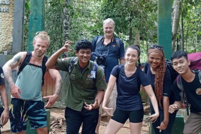 Bukit lawang | Orangutan trekking and Art Class Excursion (2D1N) - The Sum Up