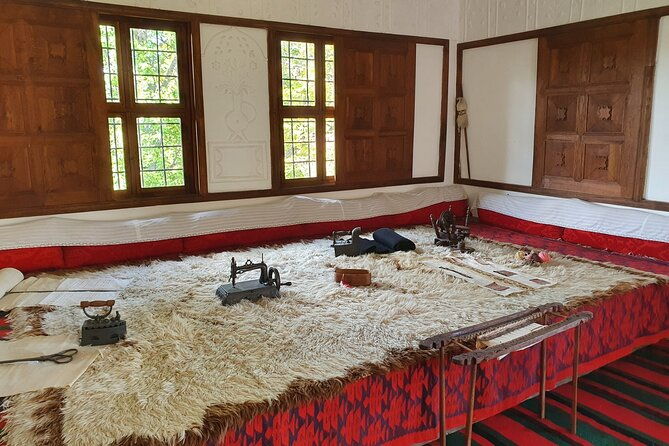 bulgaria-day-trip-basarabovo-monastery-tsarevets-arbanasi