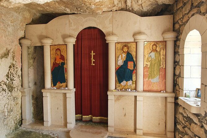 bulgaria-day-trip-private-tour-from-bucharest-veliko-tarnavo-arbanasi