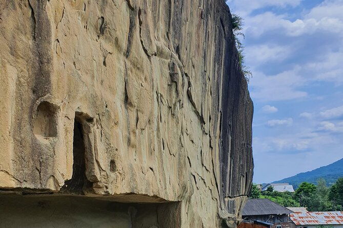 bulgaria-day-trip-private-tour-from-bucharest-veliko-tarnavo-arbanasi