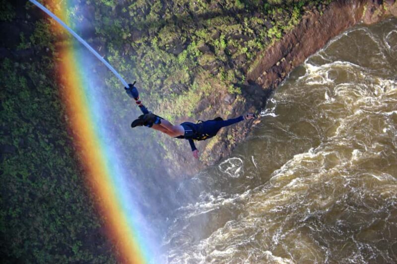 Bungee jump off the Victoria Falls Bridge - Key Points