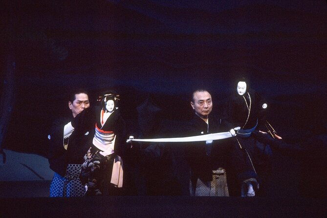 bunraku-performance-by-national-theatre-in-kita-senju-tokyo