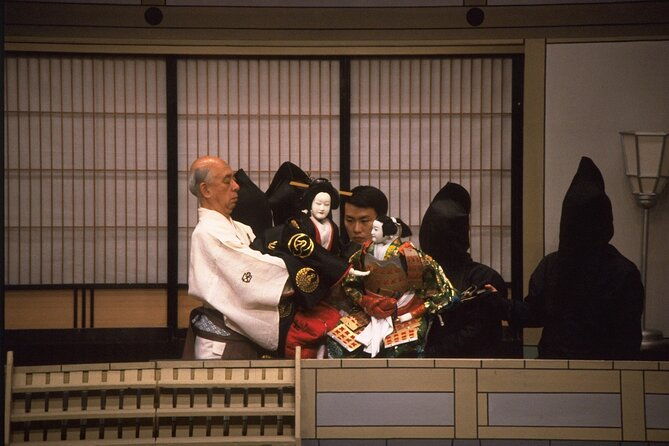 bunraku-performance-by-national-theatre-in-kita-senju-tokyo