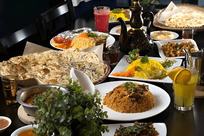 Burj Al Arab: 2-Hour Yacht Tour with BBQ Dinner and Drinks - Who Will Love This Tour?