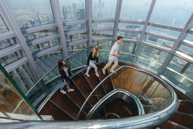 Burj Khalifa At the Top & Dubai Aquarium Combo Entrance Tickets - What Makes This Tour Stand Out?