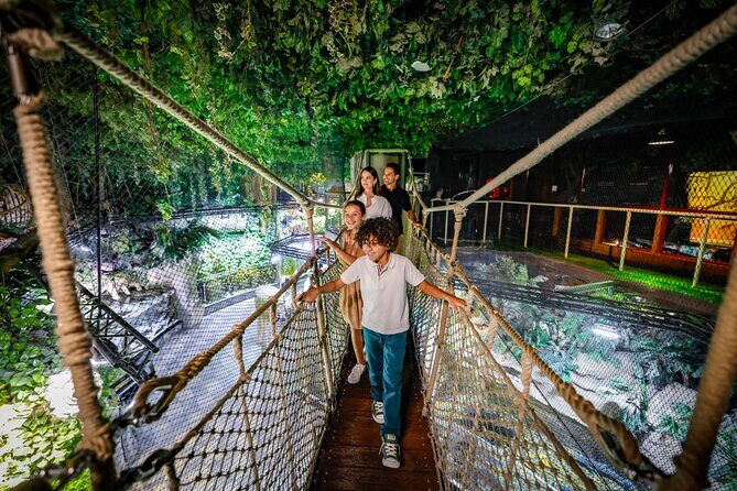Burj Khalifa At the Top & Dubai Aquarium Combo Entrance Tickets - FAQ
