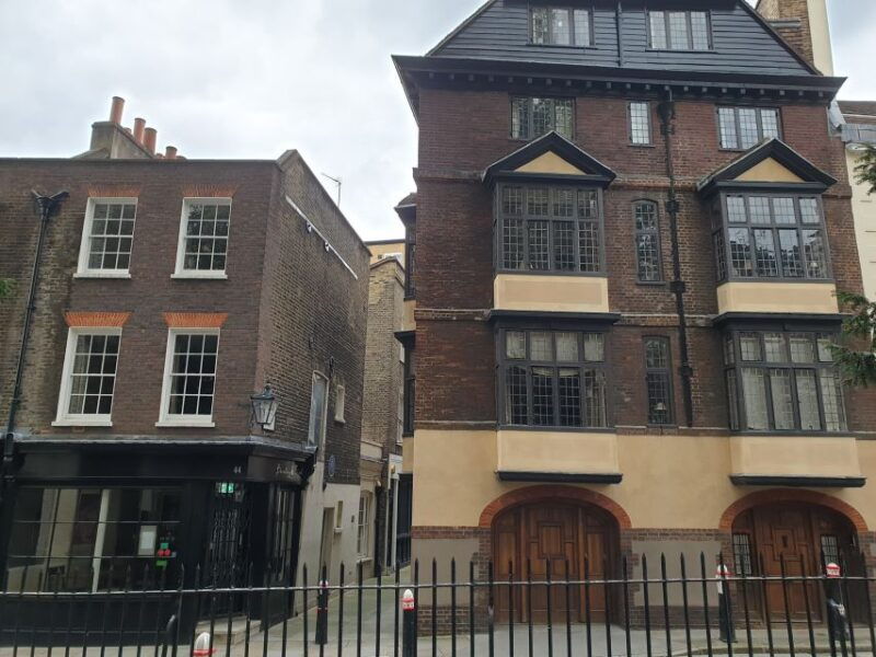 burnings-butchery-black-death-londons-bloody-past