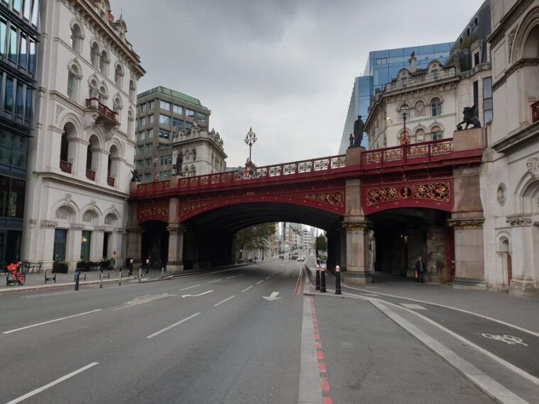 burnings-butchery-black-death-londons-bloody-past