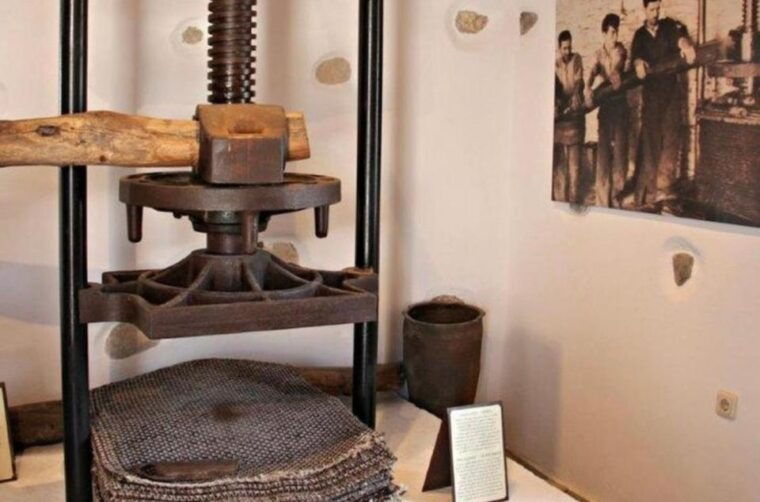 bus-tour-around-the-island-of-naxos