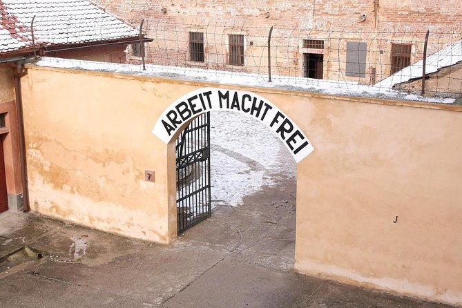 bus-tour-to-terezin-from-prague