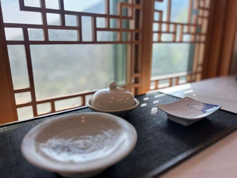 Busan: Beomeosa Temple Tour with Meal and Hike Option - Key Points