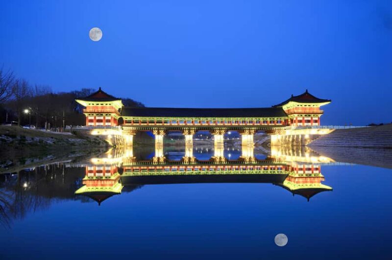 Busan: Gyeongju UNESCO Customizable Private Day & Night Tour - Key Points