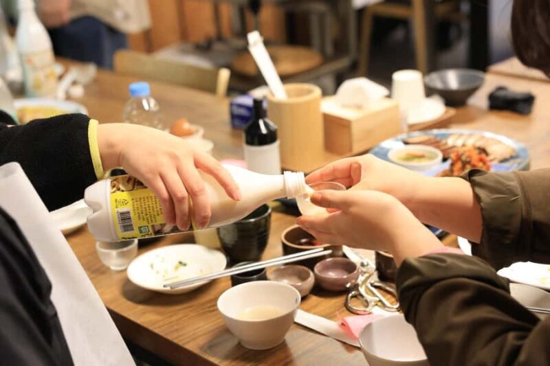 Busan: Mother-of-Pearl Craft Class with Games - Practicalities and Considerations