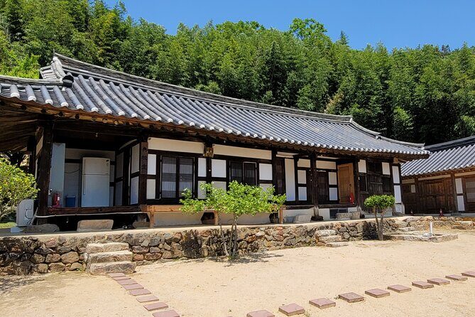 Busan suburbs Miryang half day tour from Busan train station - FAQ