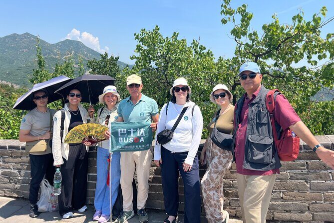 BusDa- Half day Layover Tours Ancient Great Wall and Bird Nest - The Guides and Transportation Experience