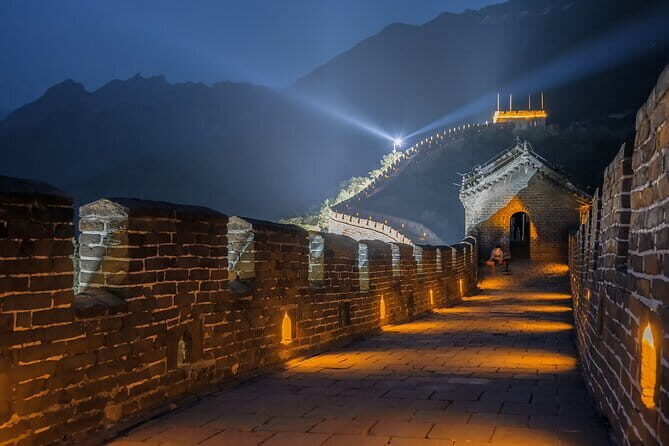 BusDa:Mutianyu Great Wall Night Tour by Bus - Key Points