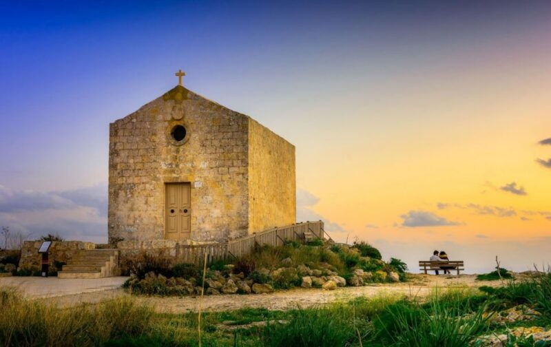 buskett-woodlands-and-dingli-cliffs-private-nature-tour