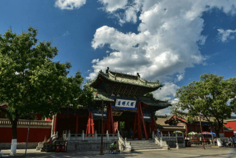 by-bullet-train-from-lanzhou-to-tianshui-maiji-grottoes-tour